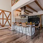 Villa Sunrise - Retreat With Pool By