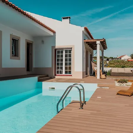 Sunrise - Retreat With Pool By * エリセイラ