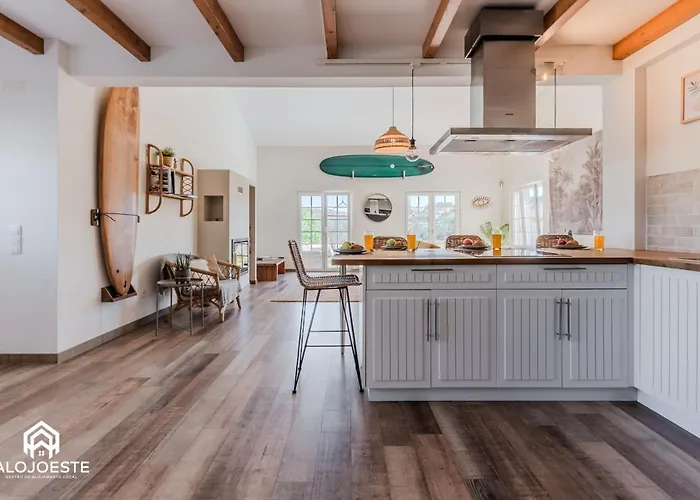 Sunrise - Retreat With Pool By *