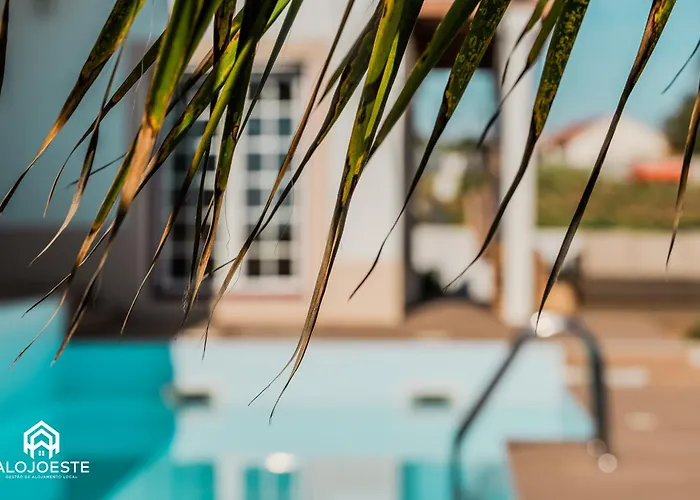 Sunrise - Retreat With Pool By