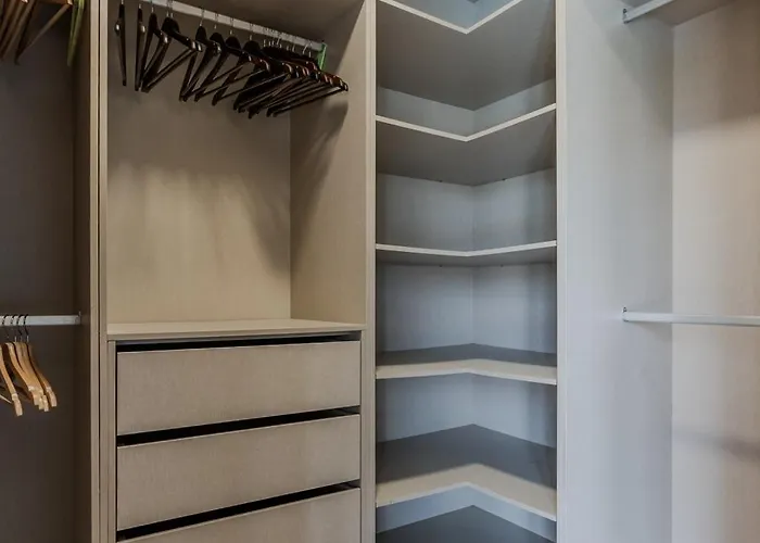 Sunrise - Retreat With Pool By Villa *