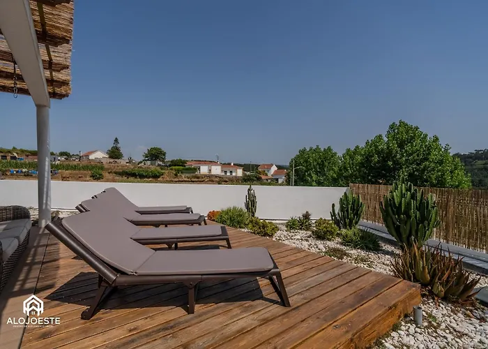 Sunrise - Retreat With Pool By