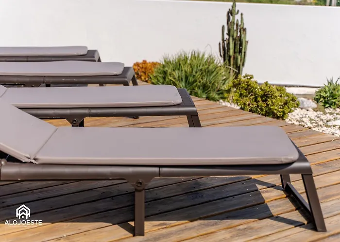 Sunrise - Retreat With Pool By